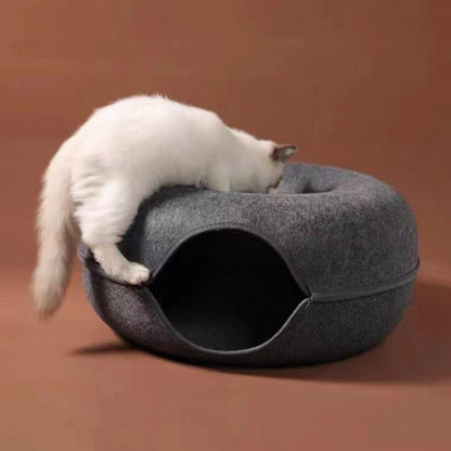 Dual-Function Cozy Cat Haven for Ultimate Relaxation