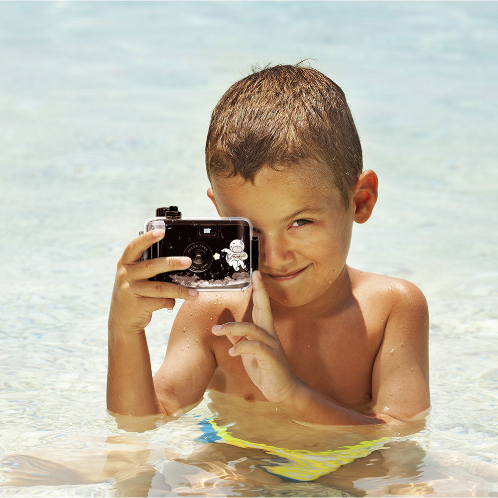 Waterproof Film Camera for Outdoor Adventures