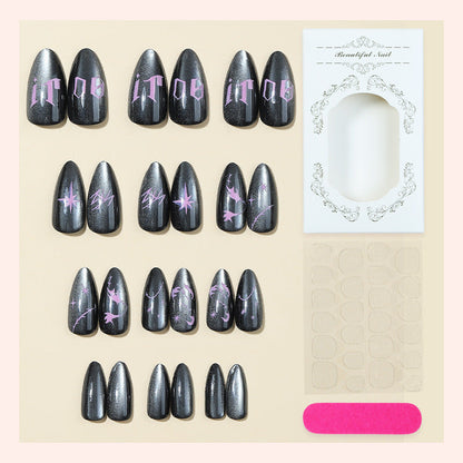 Chic Gothic Design Press-On Nails Set – Artistic Nail Art Collection