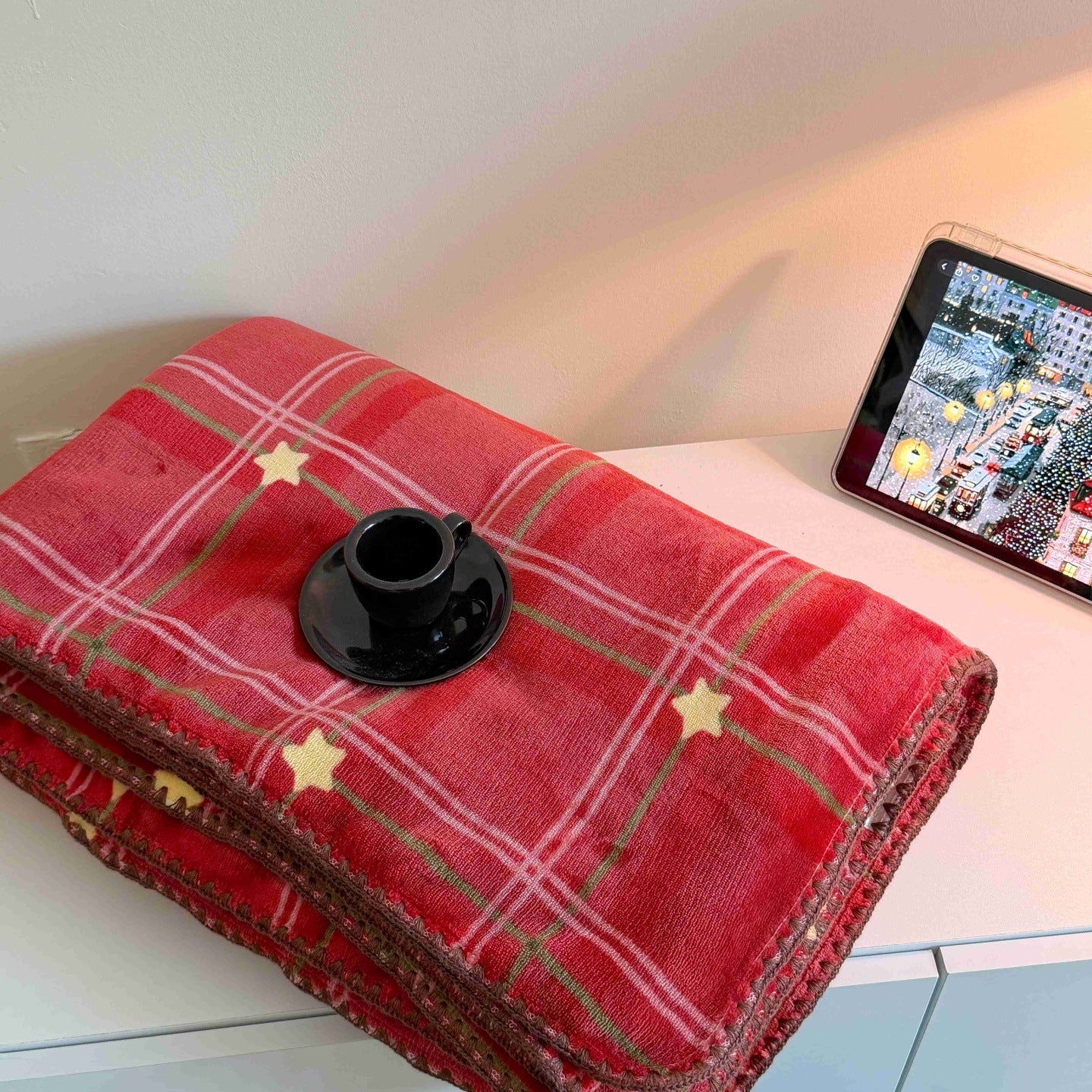 Cozy Throw Blanket with Animal Print Design