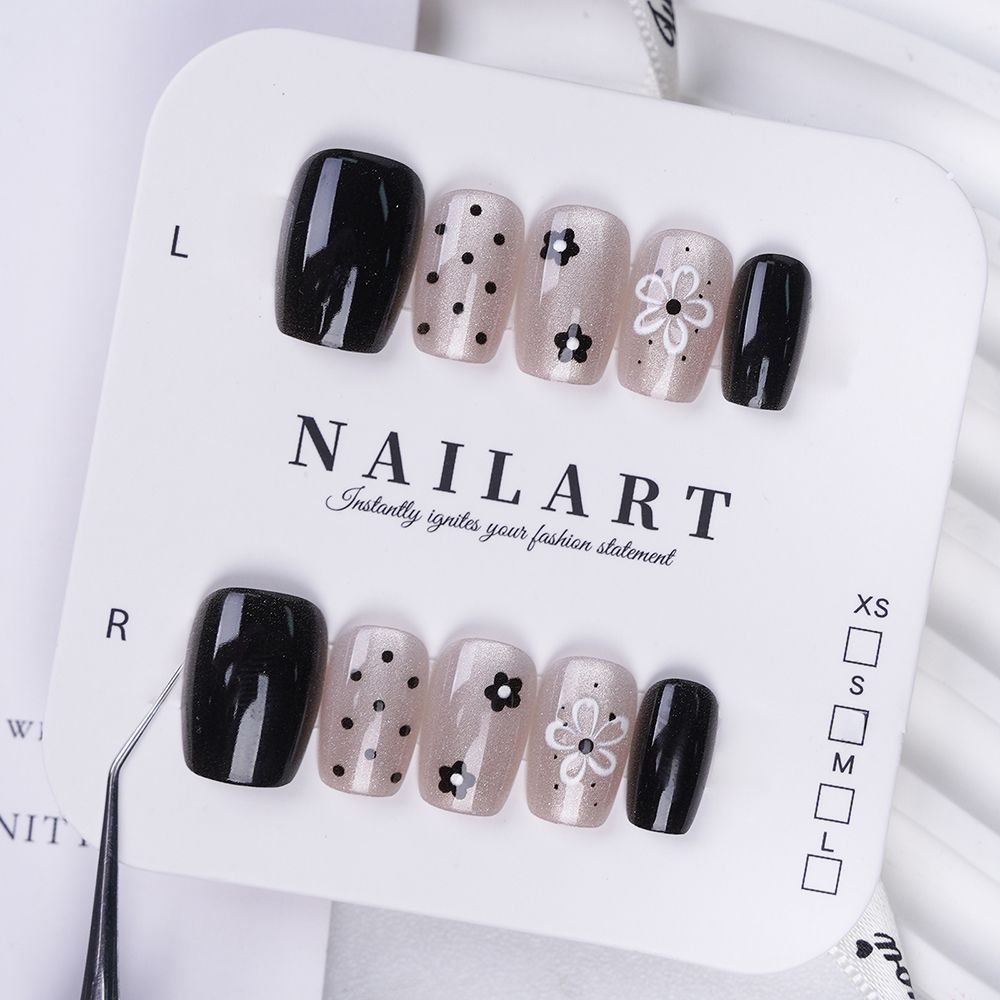 Cute Character Design Press-On Nail Set