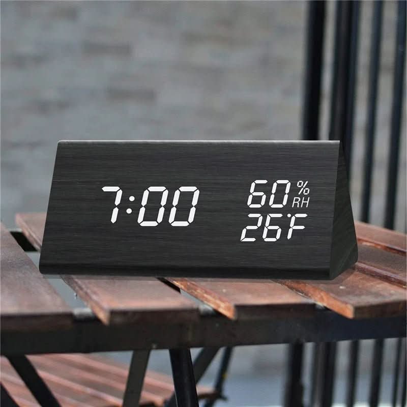 Minimalist Digital Clock with Temperature Display and Light Control