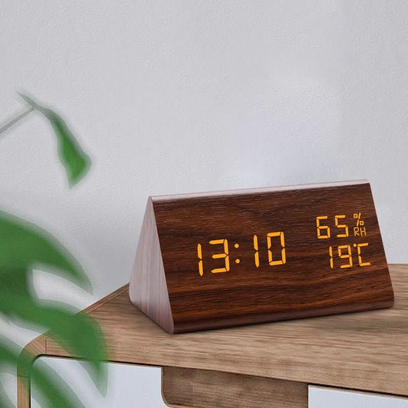 Minimalist Digital Clock with Temperature Display and Light Control