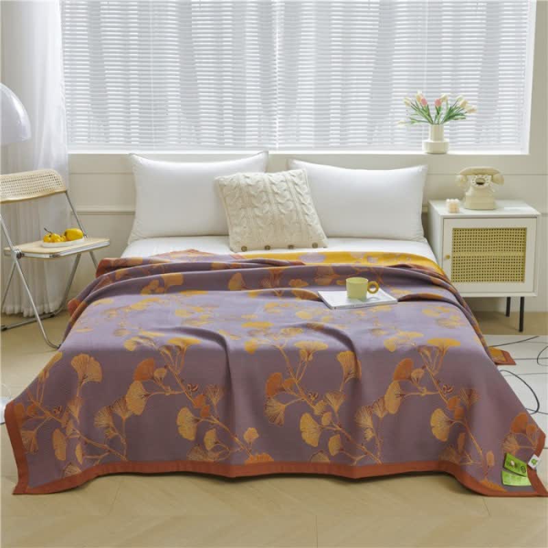Reversible Quilted Blanket with Jacquard Cotton Ginkgo Leaves