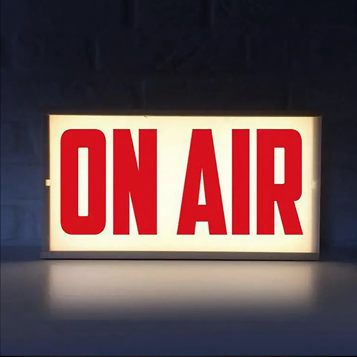 Retro Light Box Table Lamp with On Air Sign