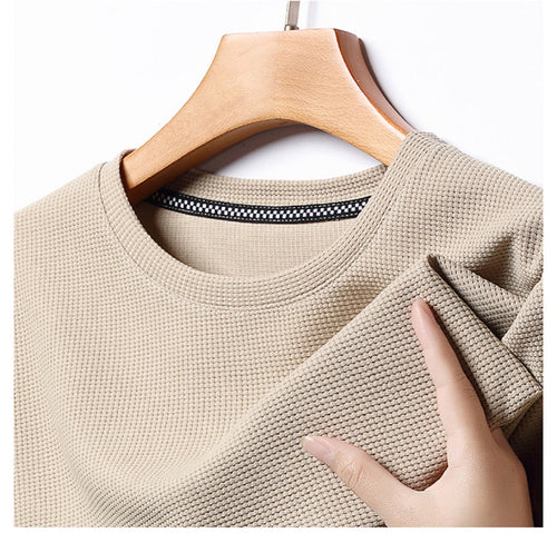 Men's Short Sleeve T-Shirt with Round Neck in Waffle Texture