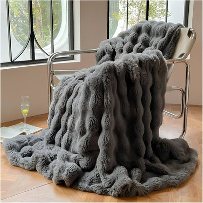 Fluffy Fleece Travel Blanket – Soft, Washable Faux Fur Cover