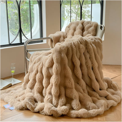 Fluffy Fleece Travel Blanket – Soft, Washable Faux Fur Cover