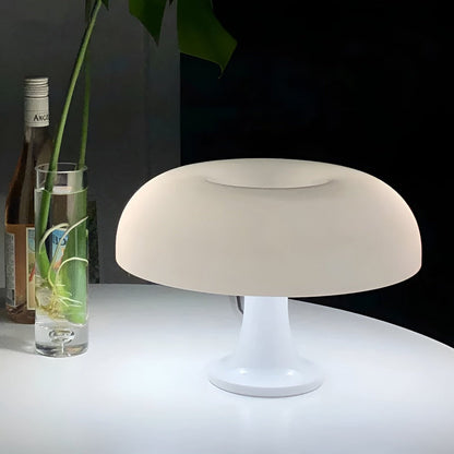 Retro Mushroom-Shaped LED Desk Lamp – Vintage Sunrise Illumination