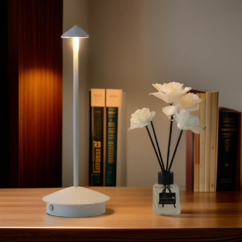 Touch-Controlled LED Lamp – Rechargeable Light for Modern Spaces