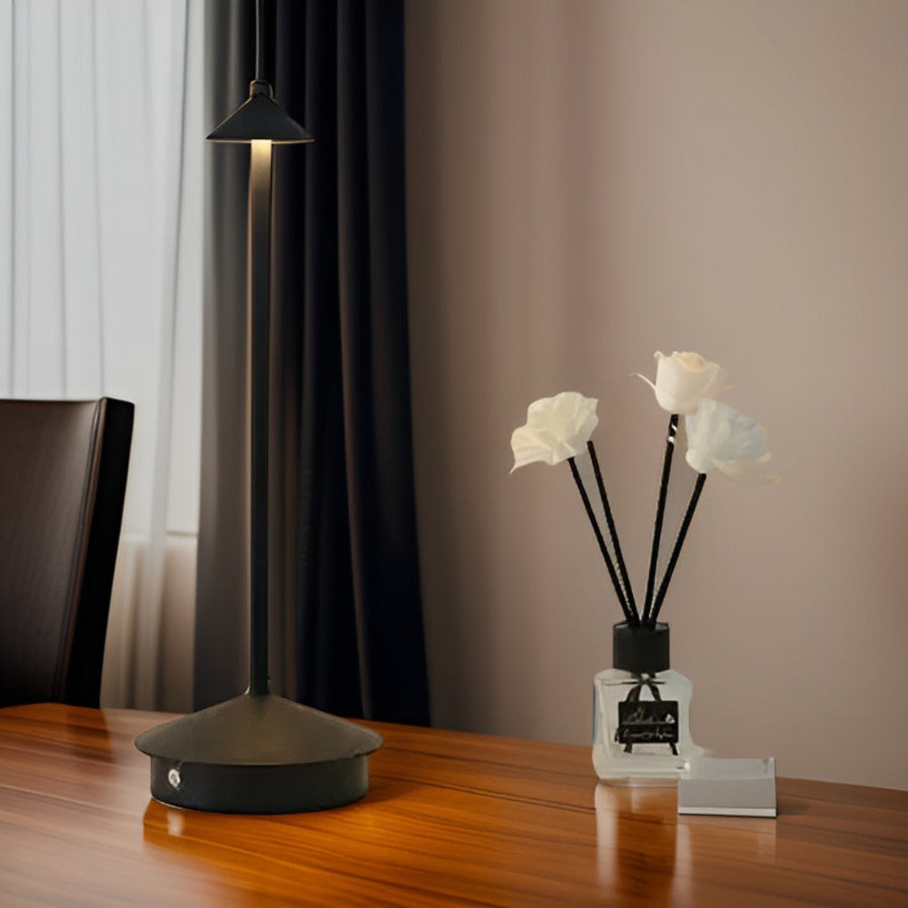 Touch-Controlled LED Lamp – Rechargeable Light for Modern Spaces
