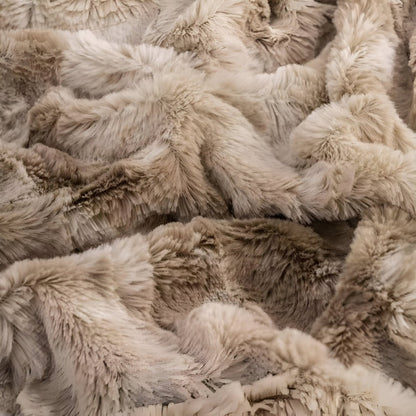 Soft Coral Fleece Blanket in Batik Design – Cozy Velour Winter Throw