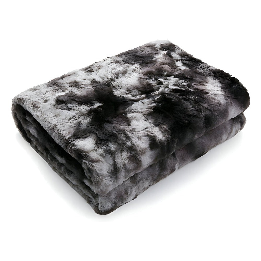 Soft Coral Fleece Blanket in Batik Design – Cozy Velour Winter Throw