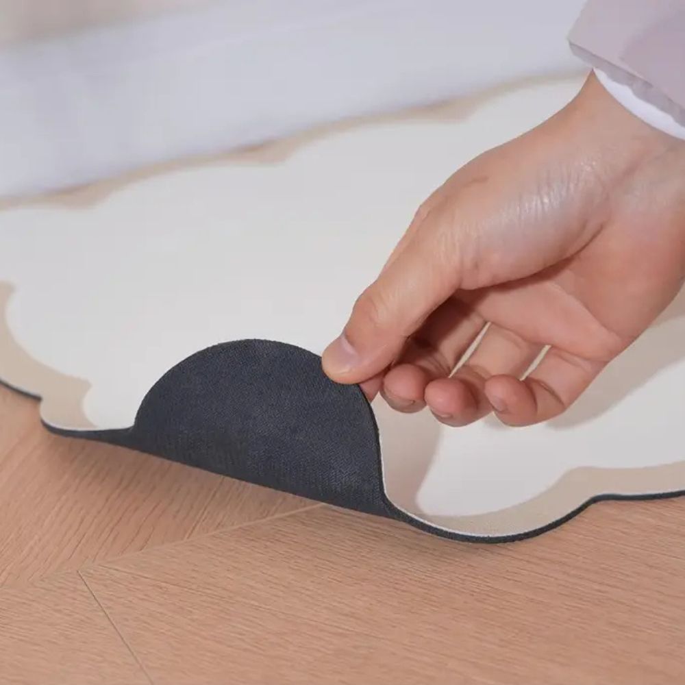 Elegant Non-Slip Feeding Mat for Pets