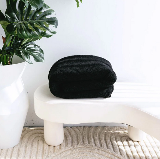 All-in-One Waterproof Blanket for Comfort