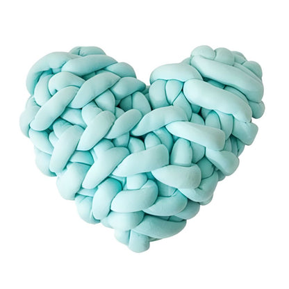 Cozy Heart-Shaped Knot Pillows for Ultimate Relaxation