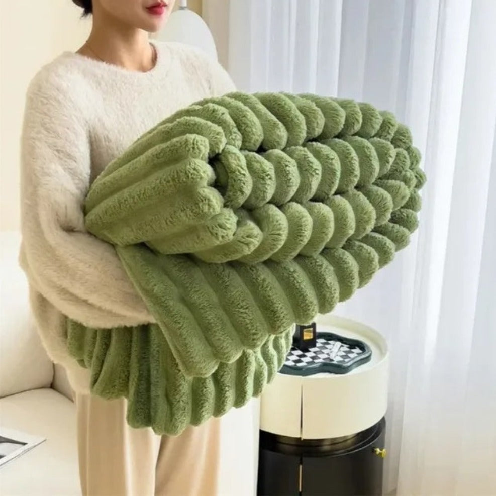 Ultra-Soft Whisper Blanket for Year-Round Comfort