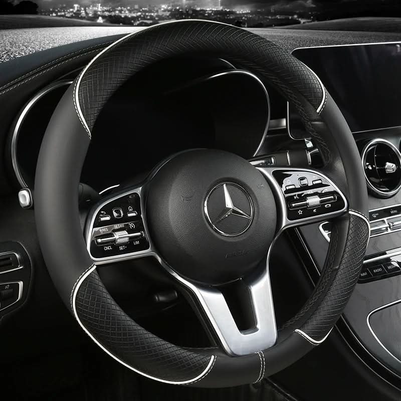 Wheel Cover with Secure Grip for Contemporary Vehicle Interiors