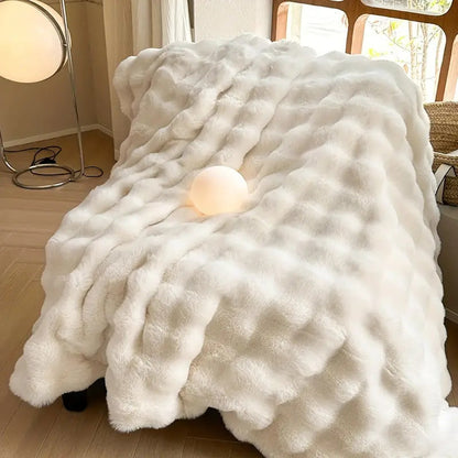CloudSoft Cozy Throw Blanket for Ultimate Comfort