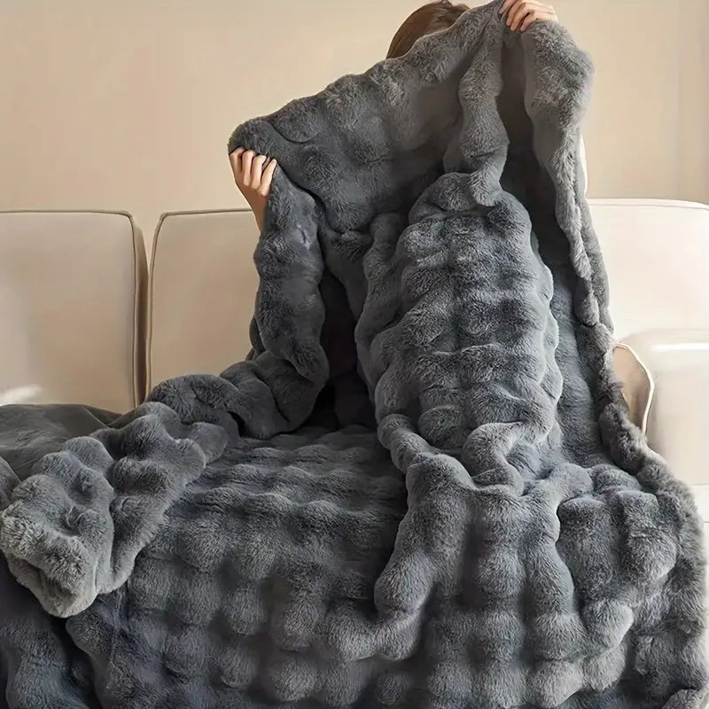 CloudSoft Cozy Throw Blanket for Ultimate Comfort
