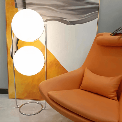 Minimalist LED Floor Lamp in Steel – Stable Lighting for Living and Bedrooms