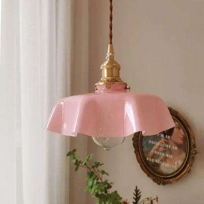 Classic Brass Pendant Light Fixture for Elegant Illumination