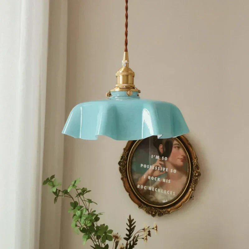 Classic Brass Pendant Light Fixture for Elegant Illumination