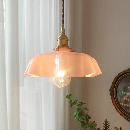 Classic Brass Pendant Light Fixture for Elegant Illumination