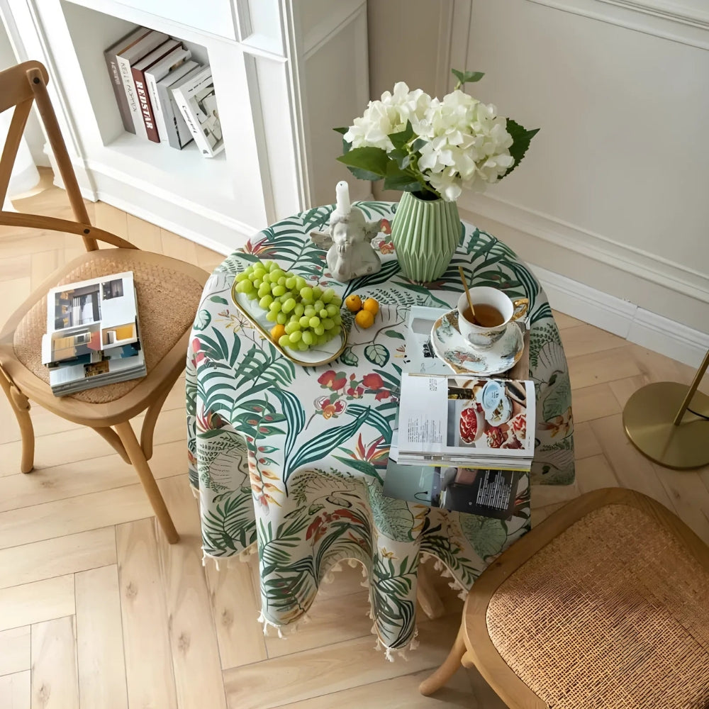 Chic Vintage-Inspired Round Table Cover