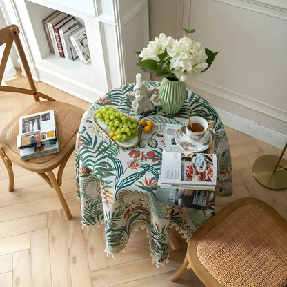 Chic Vintage-Inspired Round Table Cover