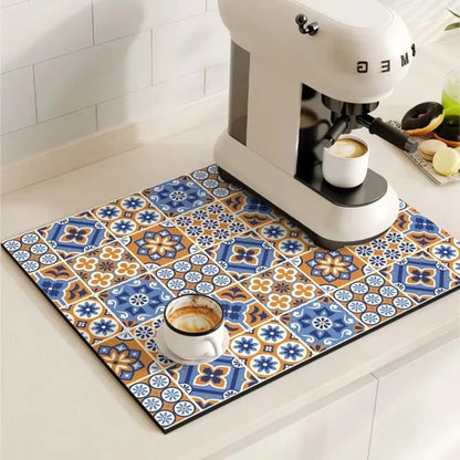 Charming Vintage-Style Coffee Mat for Effortless Clean-Up