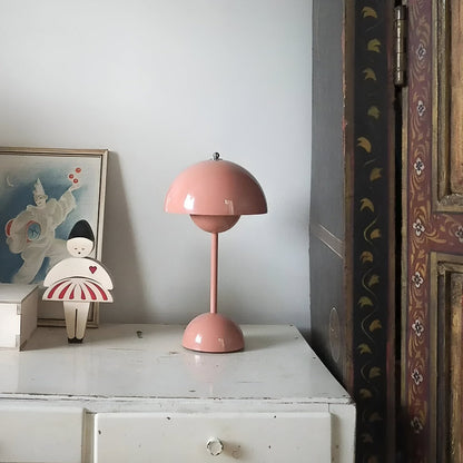 Cordless LED Table Lamp with Dimmable Mushroom Design – Elegant Glow