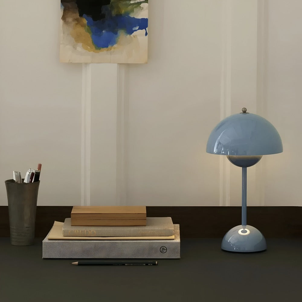 Cordless LED Table Lamp with Dimmable Mushroom Design – Elegant Glow