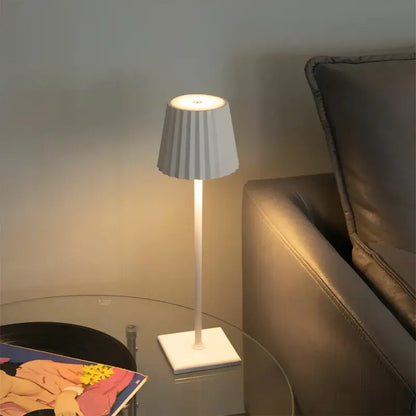 Cordless Dimmable LED Table Lamp with Rechargeable Battery