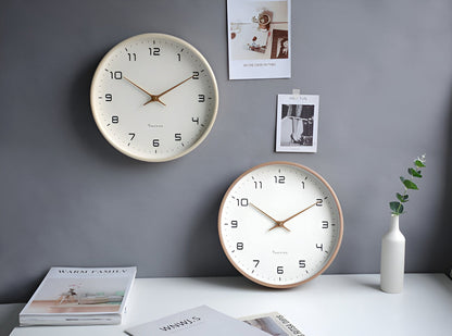 Nordic Design Quartz Clock – Wooden Finish for Silent Wall Display