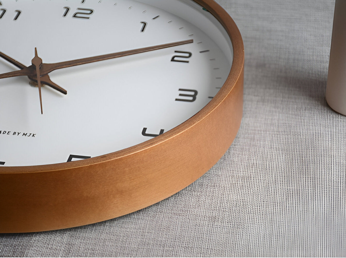Nordic Design Quartz Clock – Wooden Finish for Silent Wall Display
