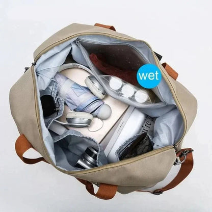Sports Bag Featuring Separate Compartment for Footwear
