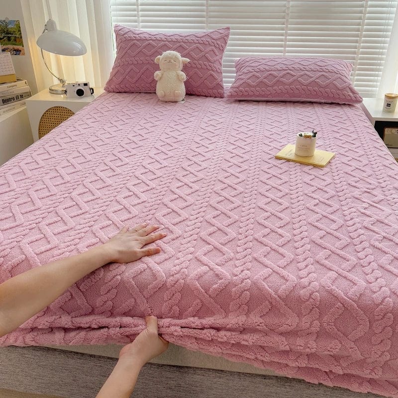 Breathable Bed Cover Set with Complimentary Pillowcases