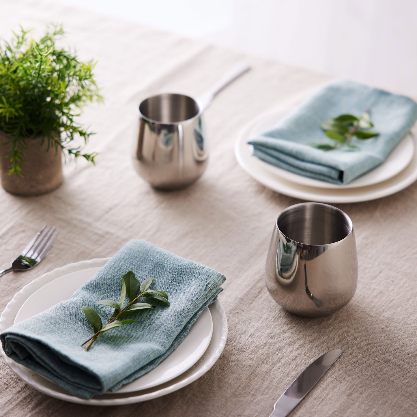 Silver Tumblers Made of Stainless Steel with Included Straws