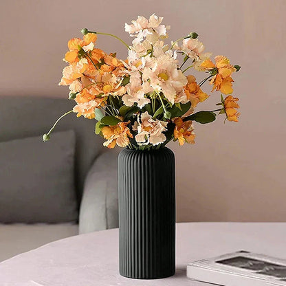 Decorative Taalita with Artistic Stripes Design