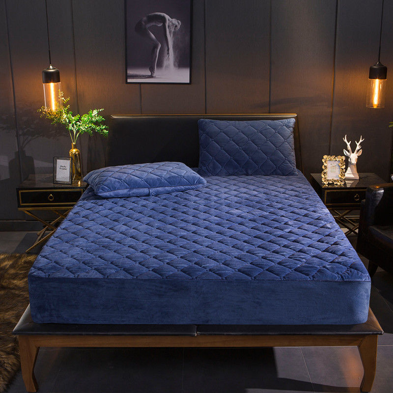 Thick Mattress Cover for Winter | Extra Warm | Breathable & Antibacterial