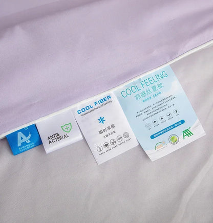 Cooling Blanket for Summer — Lightweight Ice Silk Comforter, Twin/King Size