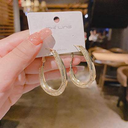 Radiant Twist Hoop Earrings for a Dazzling Look