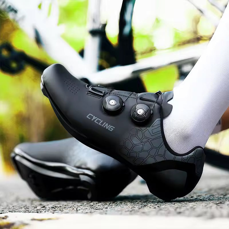SmartFit Clipless Cycling Shoes for Effortless Pedaling