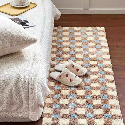 Elegant Checkered Area Rug | CozyNest