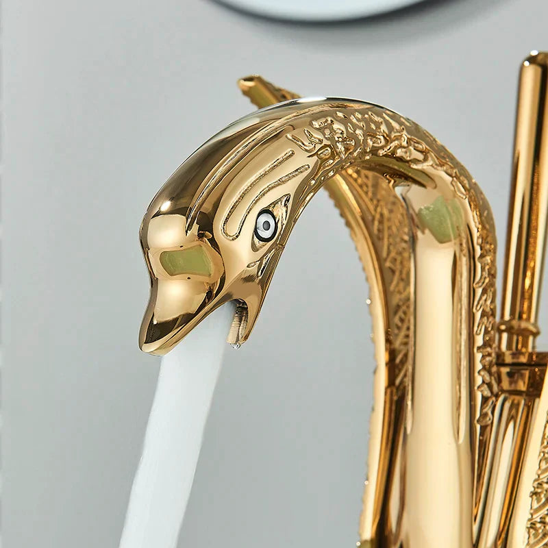 Single Handle Golden Basin Faucet in Swan Design
