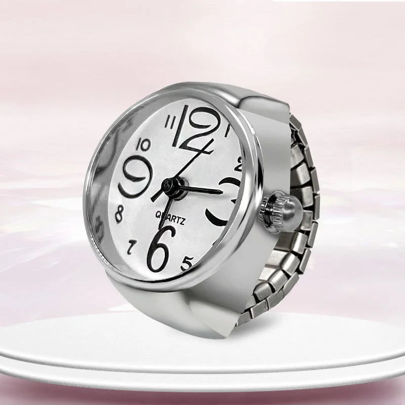 Chic Finger Timepiece - The Ultimate Accessory
