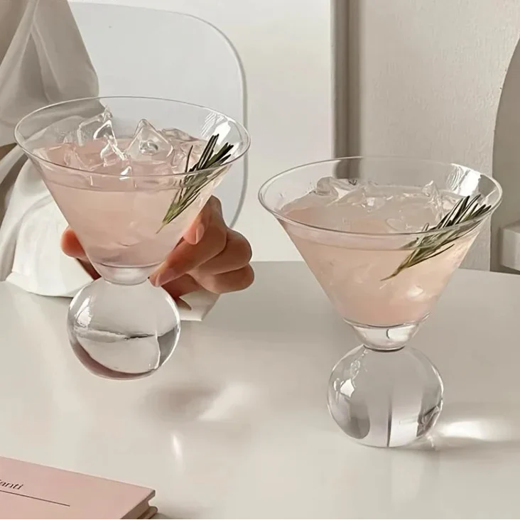 Globe-Shaped Cocktail Glass – Elegant Crystal Martini Drinkware