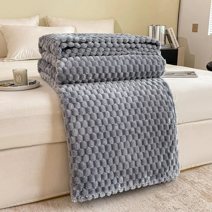 Checked Plaid Soft Velvet Blanket - Cozy Warm Throw for Sofa and Bed