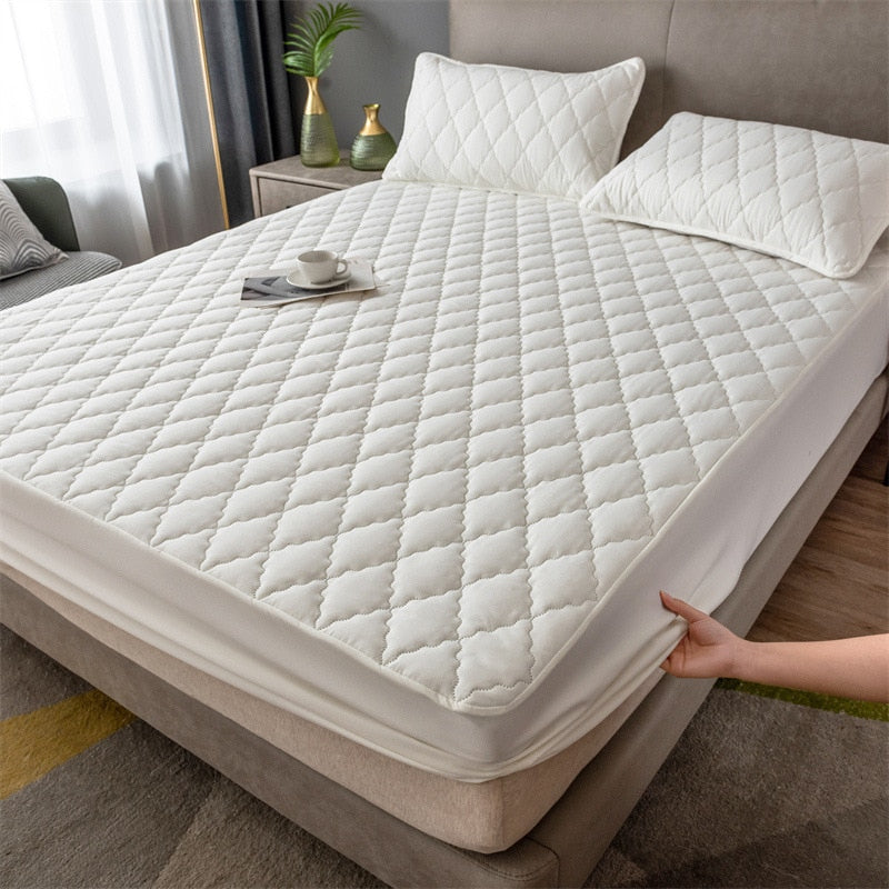 Waterproof Mattress Protector with Anti-Slip Design